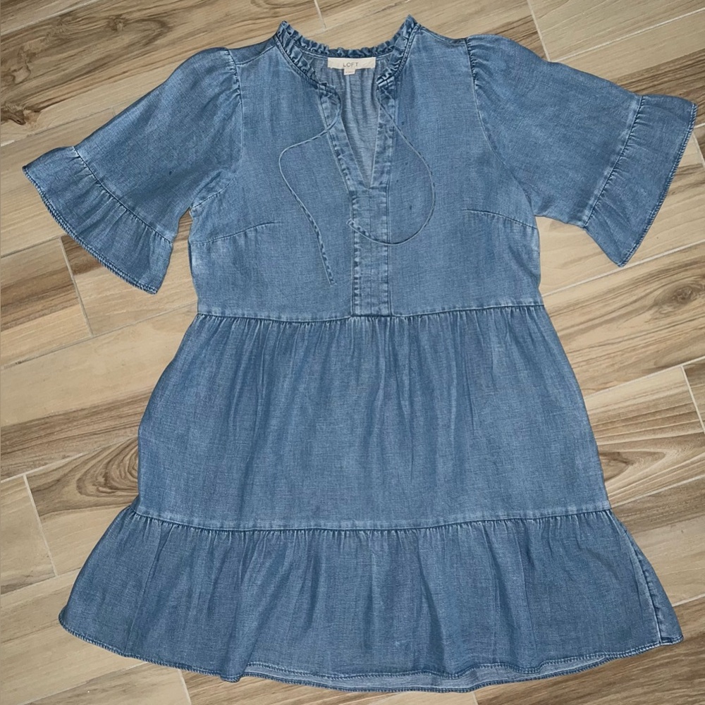 Like-New LOFT Chambray Dress!✨☀️😎👗💙